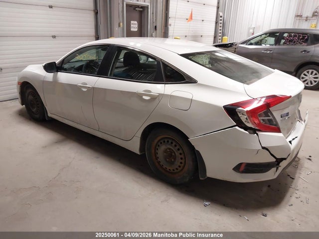 Продаж на аукціоні авто 2016 Honda Civic Lx, vin: 2HGFC2F51GH015887, номер лоту: 20250061