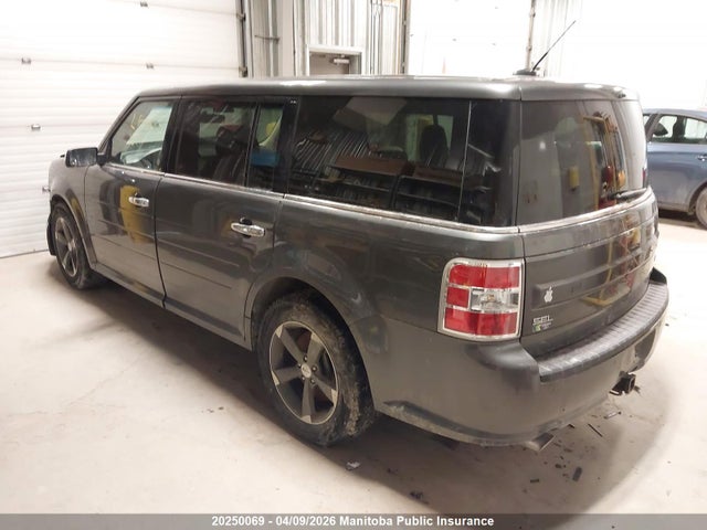 Ford FLEX SEL 2018 2FMHK6C83JBA20806 Image 3