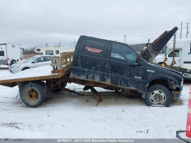 20250074 :رقم المزاد ، 1FTWW33P35EB37799 vin ، 2005 Ford F350 Sd Lariat Crew Cab مزاد بيع