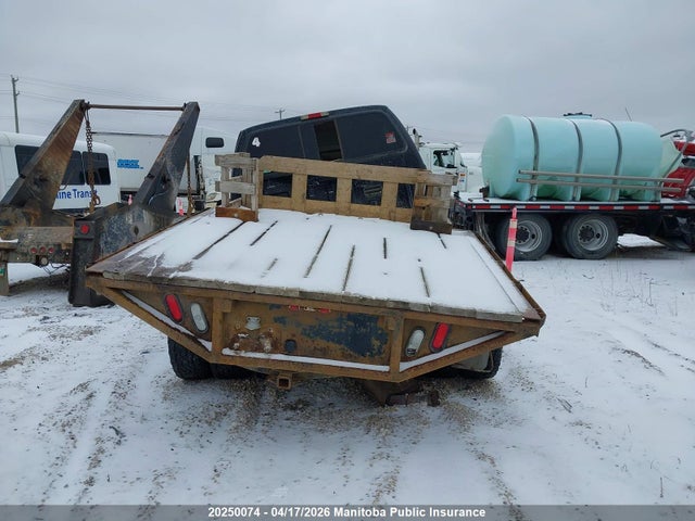 20250074 :رقم المزاد ، 1FTWW33P35EB37799 vin ، 2005 Ford F350 Sd Lariat Crew Cab مزاد بيع