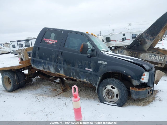 20250074 :رقم المزاد ، 1FTWW33P35EB37799 vin ، 2005 Ford F350 Sd Lariat Crew Cab مزاد بيع