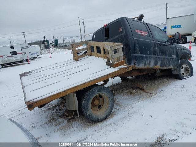 20250074 :رقم المزاد ، 1FTWW33P35EB37799 vin ، 2005 Ford F350 Sd Lariat Crew Cab مزاد بيع