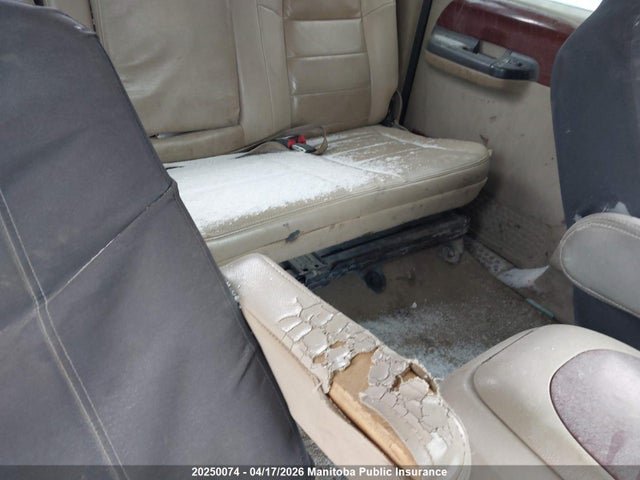 20250074 :رقم المزاد ، 1FTWW33P35EB37799 vin ، 2005 Ford F350 Sd Lariat Crew Cab مزاد بيع