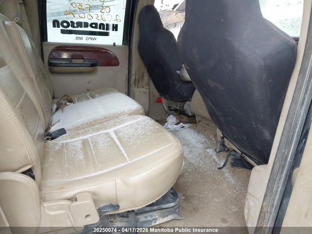 20250074 :رقم المزاد ، 1FTWW33P35EB37799 vin ، 2005 Ford F350 Sd Lariat Crew Cab مزاد بيع
