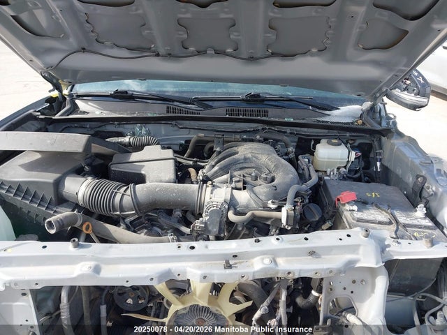 5TFCZ5AN3JX156987 Toyota Tacoma Double Cab V6