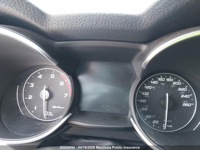 20250094 :رقم المزاد ، ZASFAKPN2J7B65293 vin ، 2018 Alfa Romeo Stelvio مزاد بيع