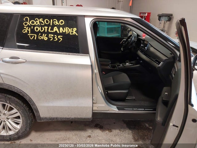 JA4J4UA86RZ616535 Mitsubishi Outlander Es