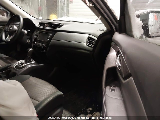 5N1AT2MV6JC811875 Nissan ROGUE S