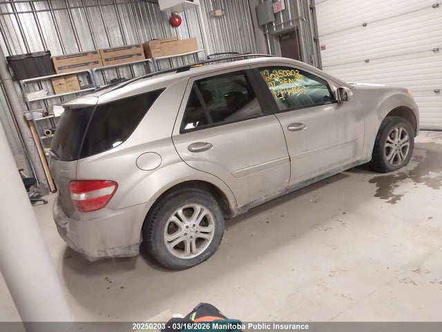 2007 Mercedes Benz Ml350 მანქანა იყიდება აუქციონზე, vin: 4JGBB86EX7A152663, აუქციონის ნომერი: 20250203