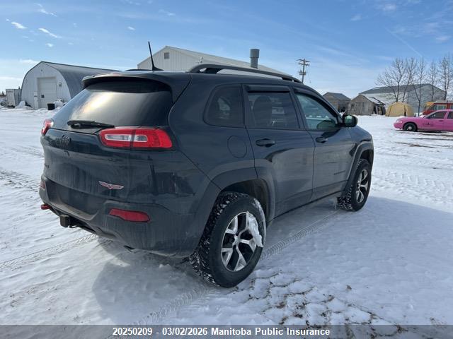 1C4PJMBS3GW224680 Jeep Cherokee Trailhawk