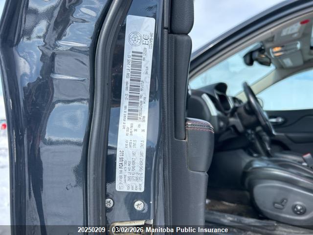 1C4PJMBS3GW224680 Jeep Cherokee Trailhawk