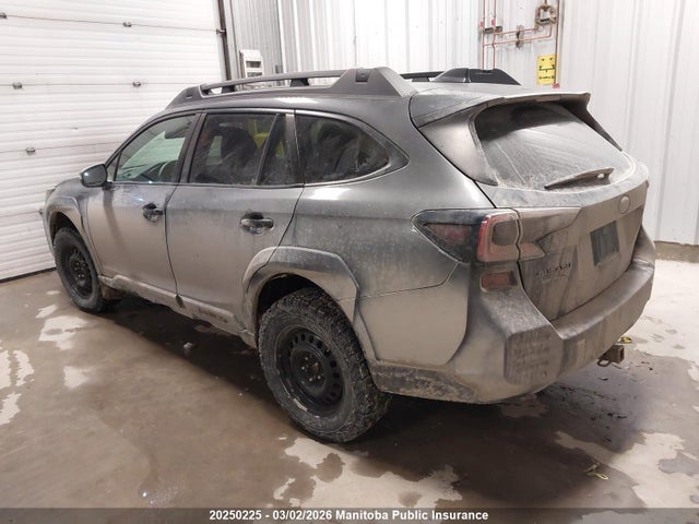 4S4BTHTD7N3199935 Subaru Outback Wilderness