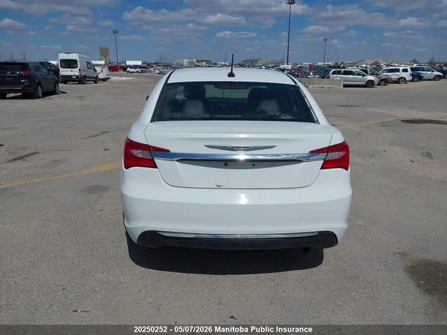 Продажа на аукционе авто 2013 Chrysler 200 Limited, vin: 1C3CCBBB0DN692000, номер лота: 20250252