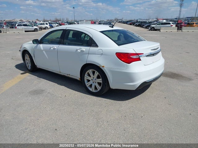 Продажа на аукционе авто 2013 Chrysler 200 Limited, vin: 1C3CCBBB0DN692000, номер лота: 20250252
