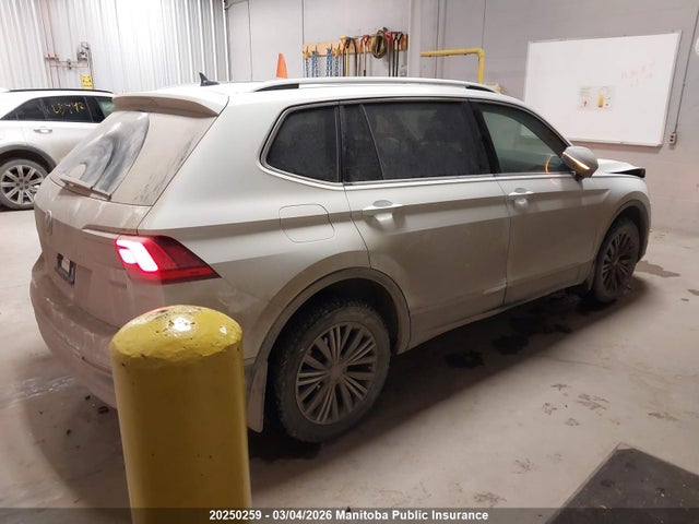 3VV4B7AX1KM184351 Volkswagen Tiguan Highline 2.0 Tsi
