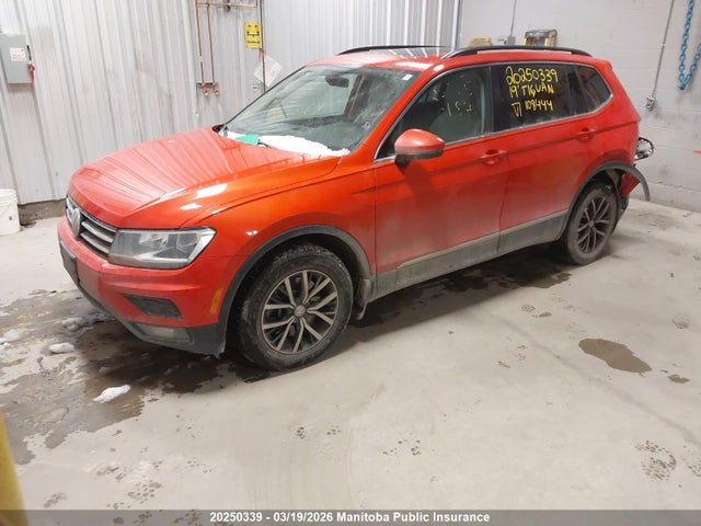 3VV2B7AX3KM108444 Volkswagen Tiguan Comfortline 2.0 Tsi