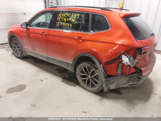3VV2B7AX3KM108444 Volkswagen Tiguan Comfortline 2.0 Tsi