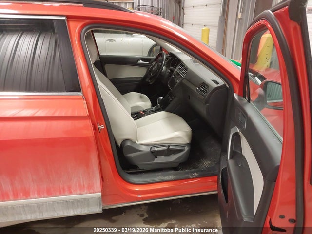 3VV2B7AX3KM108444 Volkswagen Tiguan Comfortline 2.0 Tsi