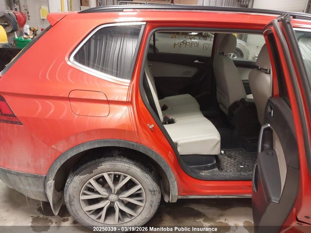 3VV2B7AX3KM108444 Volkswagen Tiguan Comfortline 2.0 Tsi