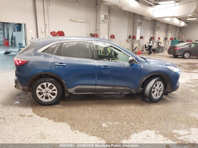 20250381 :رقم المزاد ، 1FMCU9GN0PUA11697 vin ، 2023 Ford Escape Active مزاد بيع