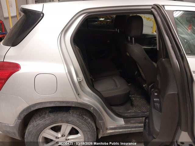 3GNCJPSB9HL148011 Chevrolet Trax Lt