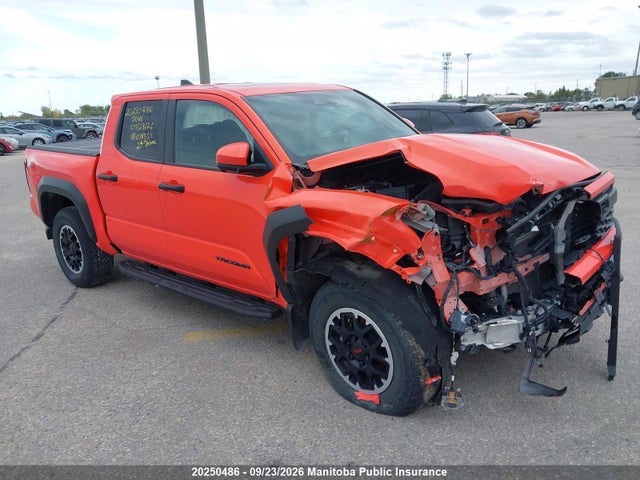 Toyota Tacoma Double Cab 2024 3TYLB5JN8RT018355 zdjęcie główne