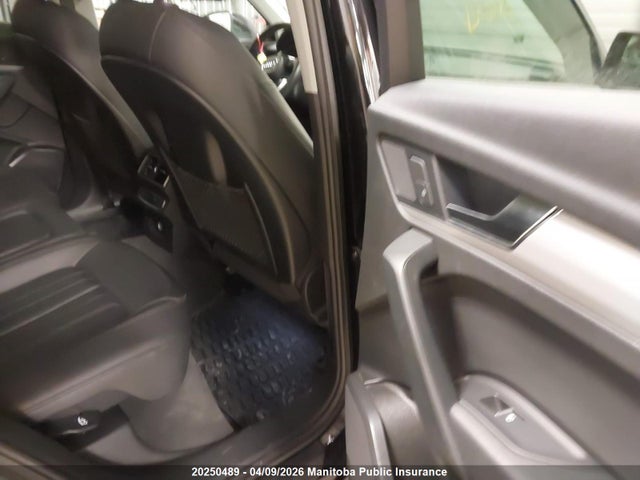 20250489 :رقم المزاد ، WA1BNAFY3J2221251 vin ، 2018 Audi Q5 مزاد بيع