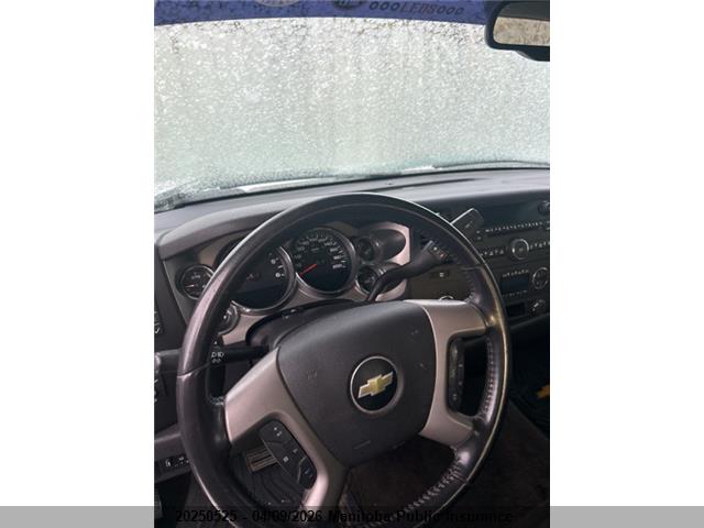 Продажа на аукционе авто 2011 Chevrolet Silverado 1500 Lt Crew Cab, vin: 3GCUKSE29BG353496, номер лота: 20250525