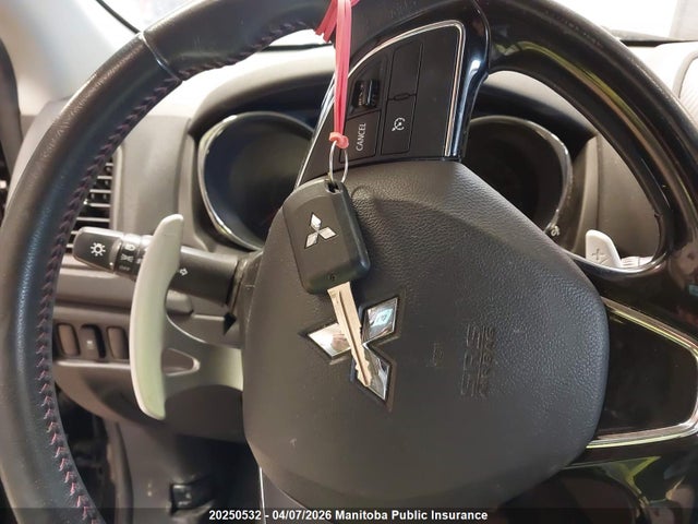 JA4AJ4AW5HZ608304 Mitsubishi RVR SE