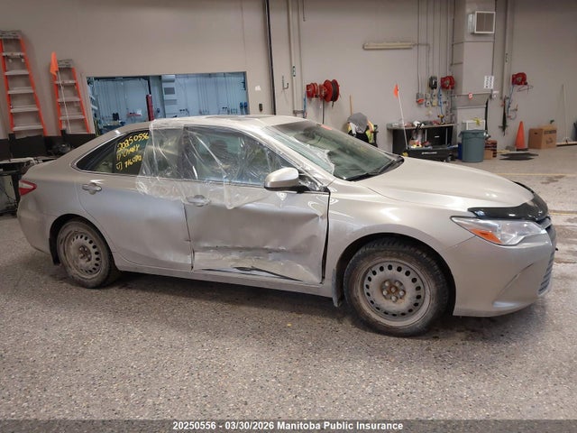 4T1BF1FK8HU716070 Toyota CAMRY XLE