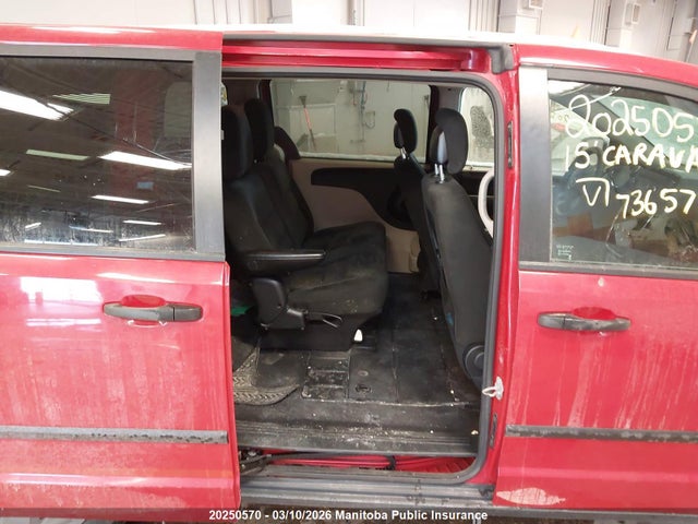 20250570 :رقم المزاد ، 2C4RDGBG4FR736579 vin ، 2015 Dodge Grand Caravan Se مزاد بيع