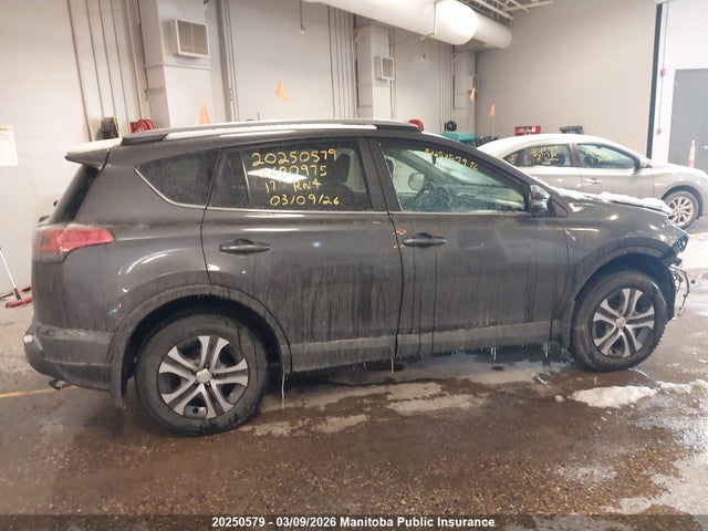 Продаж на аукціоні авто 2017 Toyota Rav4 Le, vin: 2T3BFREV2HW680975, номер лоту: 20250579