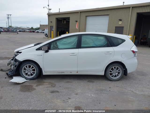 Продажа на аукционе авто 2012 Toyota Prius V, vin: JTDZN3EU6C3168024, номер лота: 20250587