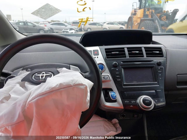 Продажа на аукционе авто 2012 Toyota Prius V, vin: JTDZN3EU6C3168024, номер лота: 20250587