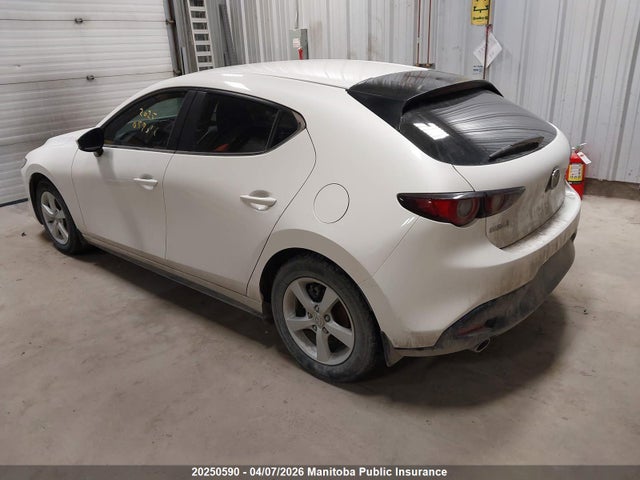 JM1BPALL2N1506141 Mazda Mazda3 Sport Gs