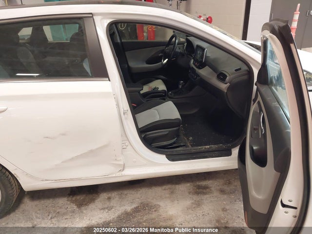 KMHH35LE0JU038459 Hyundai Elantra Gt Gls