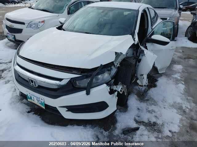 2HGFC2F5XHH000077 Honda Civic Lx