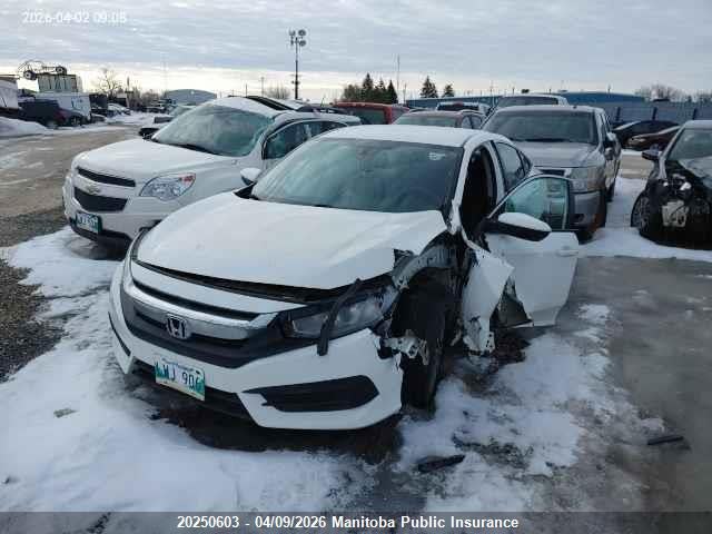 2HGFC2F5XHH000077 Honda Civic Lx