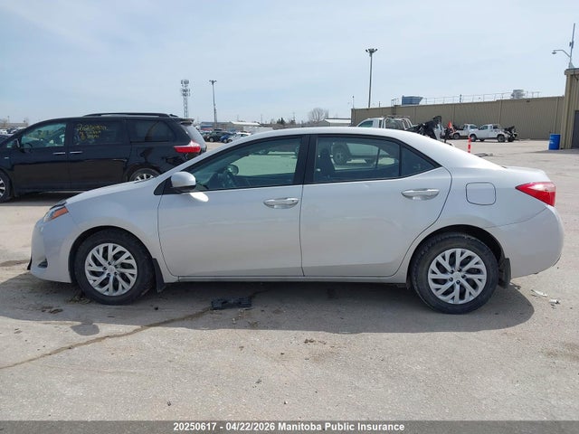 20250617 :رقم المزاد ، 2T1BURHEXJC995010 vin ، 2018 Toyota Corolla Le مزاد بيع