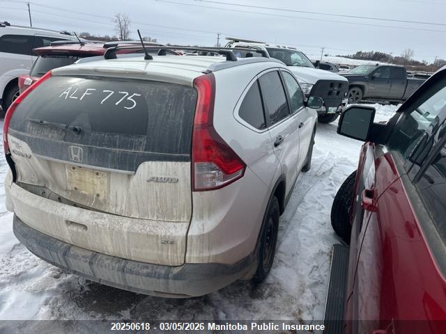 2HKRM4H32EH119325 Honda CR-V LX