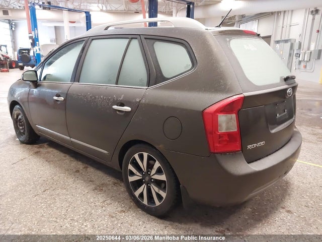 20250644 :رقم المزاد ، KNAHH8C87B7364080 vin ، 2011 Kia Rondo Ex مزاد بيع