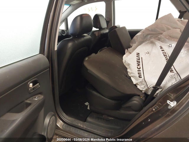 20250644 :رقم المزاد ، KNAHH8C87B7364080 vin ، 2011 Kia Rondo Ex مزاد بيع