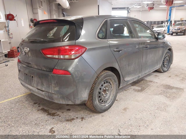 KMHH35LE7JU068218 Hyundai Elantra Gt Gl