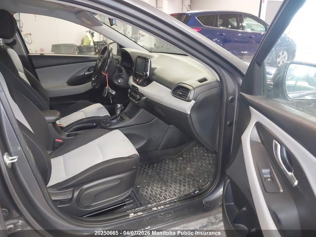 KMHH35LE7JU068218 Hyundai Elantra Gt Gl