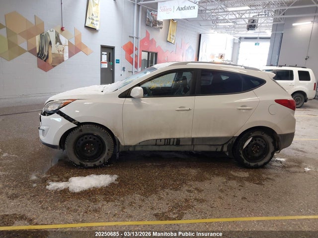2013 Hyundai Tucson Gl მანქანა იყიდება აუქციონზე, vin: KM8JU3AC7DU687104, აუქციონის ნომერი: 20250685