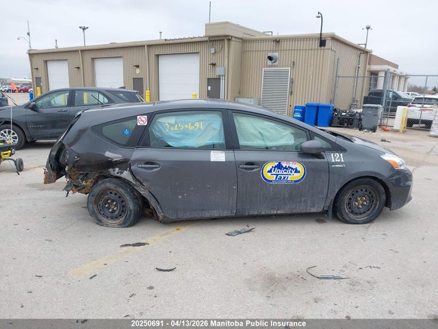 20250691 :رقم المزاد ، JTDZN3EU1C3080160 vin ، 2012 Toyota Prius V مزاد بيع