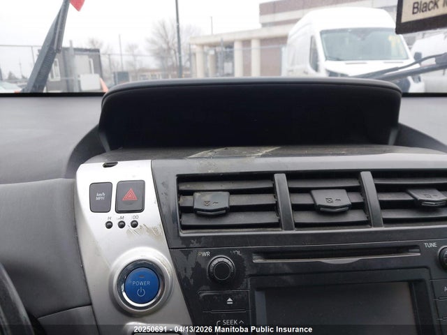 20250691 :رقم المزاد ، JTDZN3EU1C3080160 vin ، 2012 Toyota Prius V مزاد بيع