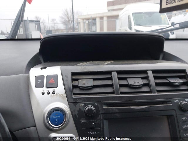 20250691 :رقم المزاد ، JTDZN3EU1C3080160 vin ، 2012 Toyota Prius V مزاد بيع