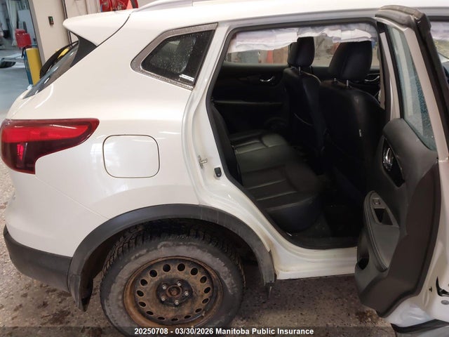 JN1BJ1CR1KW346650 Nissan Qashqai Sl