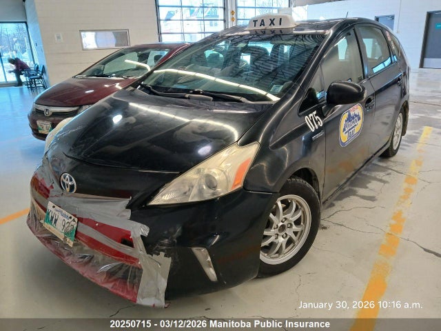 JTDZN3EU1E3306006 Toyota PRIUS V